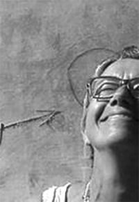 Cette image représente une photo de l'artiste Corinne Bertheas